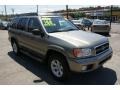 2004 Luminous Gold Metallic Nissan Pathfinder SE 4x4  photo #3