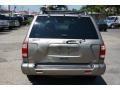 Luminous Gold Metallic - Pathfinder SE 4x4 Photo No. 6
