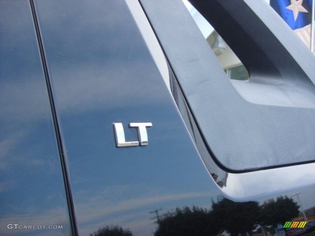 2008 Chevrolet Avalanche LT Marks and Logos Photos