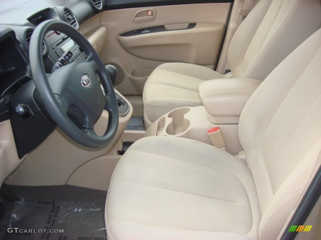 2008 Kia Rondo LX V6 Front Seat Photo #68917713