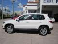 Candy White - Tiguan SE Photo No. 2