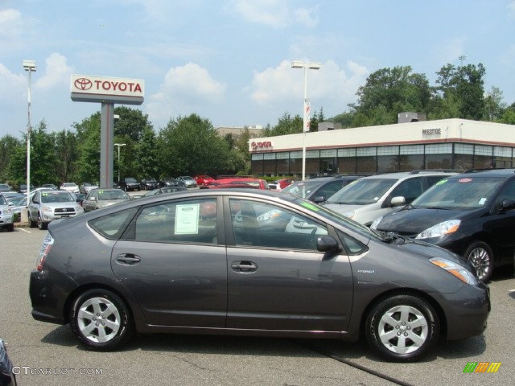 2009 Prius Hybrid - Magnetic Gray Metallic / Dark Gray photo #1