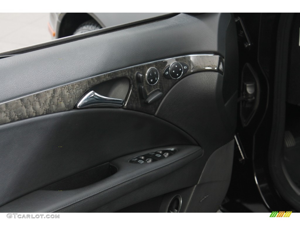 2007 E 350 4Matic Sedan - Sienna Black Metallic / Black photo #18