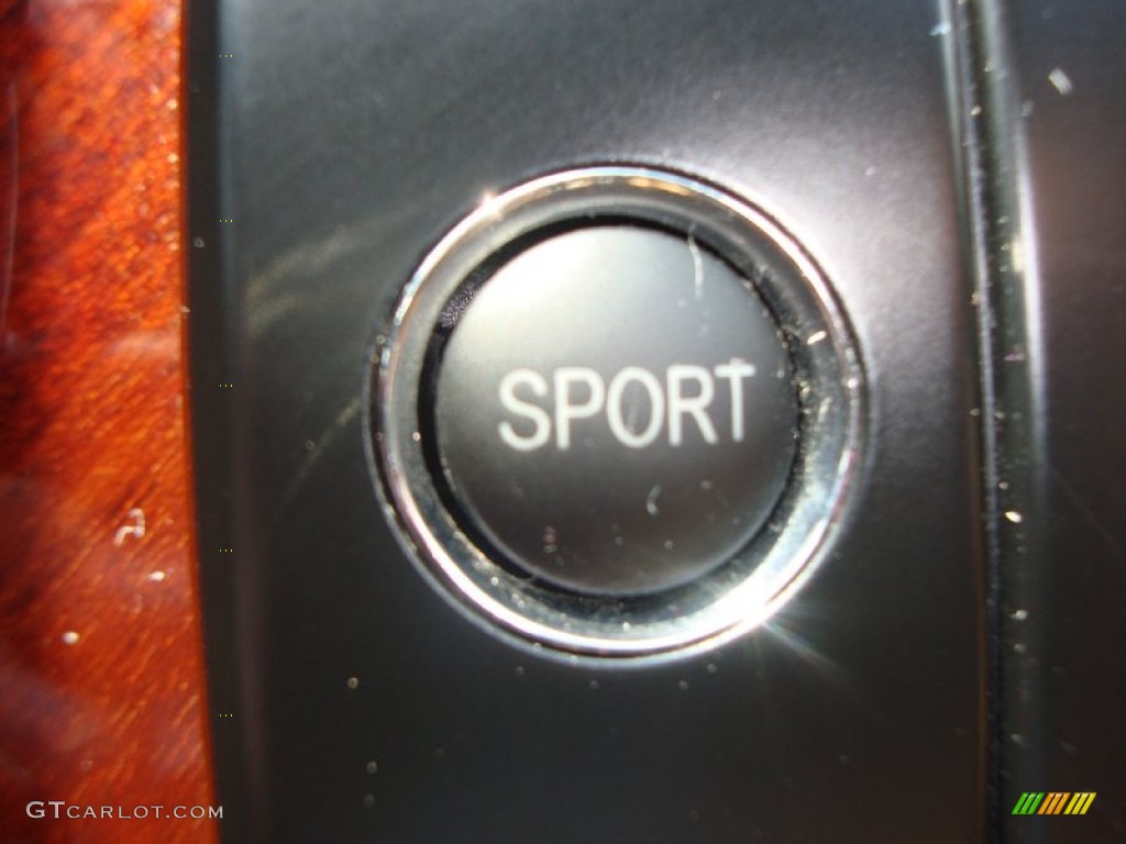 2005 Maserati Quattroporte Standard Quattroporte Model Controls Photo #68925561