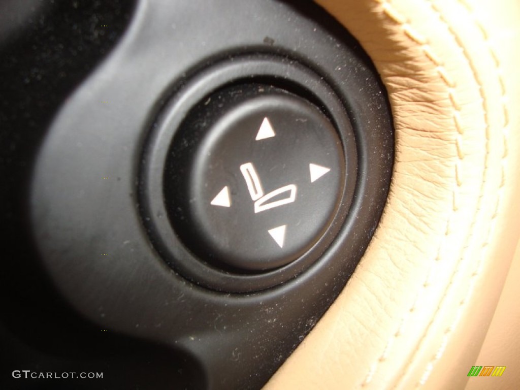 2005 Maserati Quattroporte Standard Quattroporte Model Controls Photo #68925606