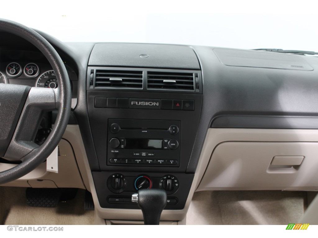 2007 Fusion S - Tungsten Grey Metallic / Light Stone photo #9