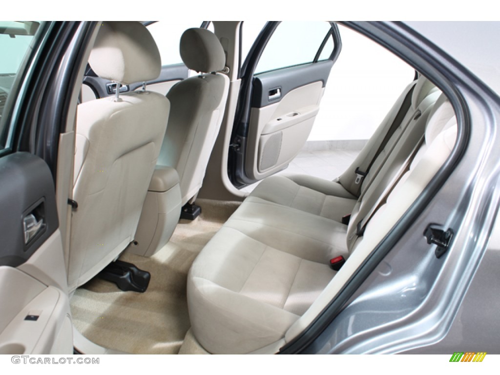 2007 Fusion S - Tungsten Grey Metallic / Light Stone photo #19