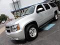 Sheer Silver Metallic - Suburban LT 4x4 Photo No. 3