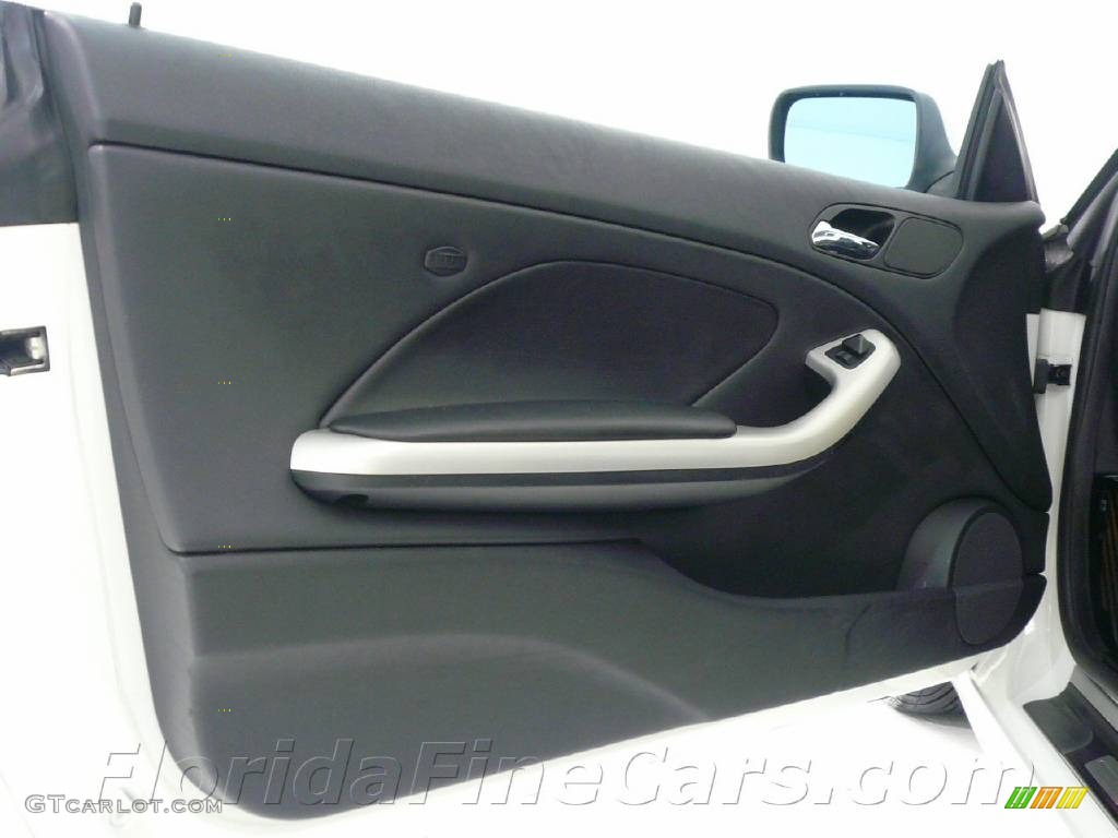 2004 3 Series 325i Coupe - Alpine White / Black photo #9