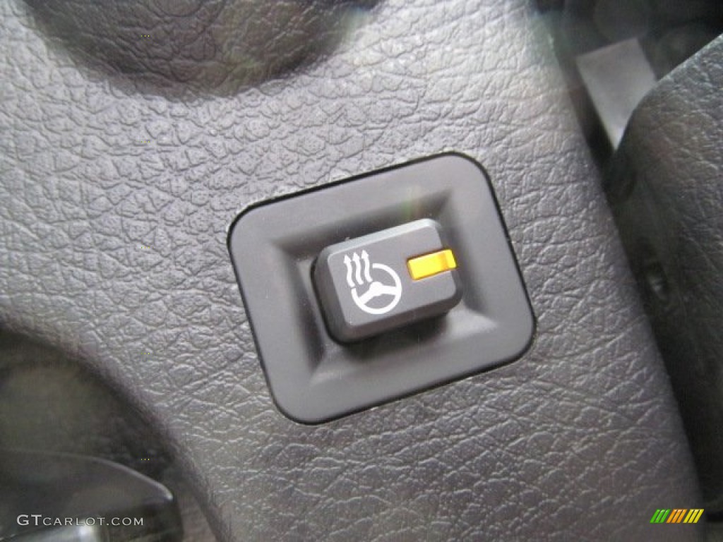 2012 Sorento SX V6 AWD - Bright Silver / Black photo #18
