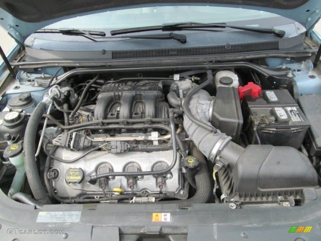 2009 Ford Taurus SE Engine Photos