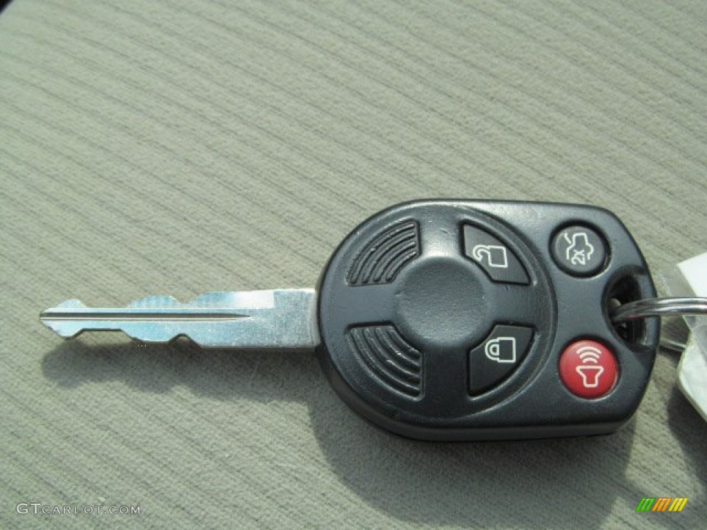 2009 Ford Taurus SE Keys Photo #68932071