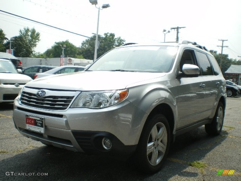 2010 Forester 2.5 X Limited - Steel Silver Metallic / Black photo #3