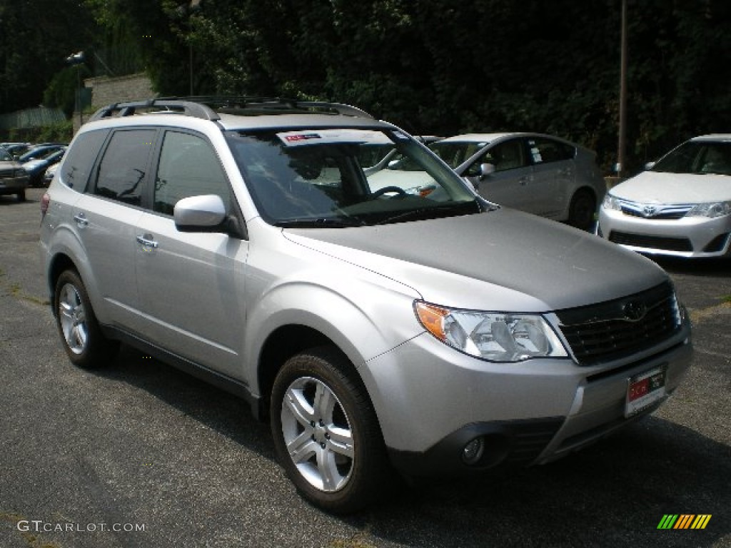 2010 Forester 2.5 X Limited - Steel Silver Metallic / Black photo #5