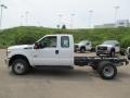 Oxford White - F350 Super Duty XL SuperCab 4x4 Dually Chassis Photo No. 10