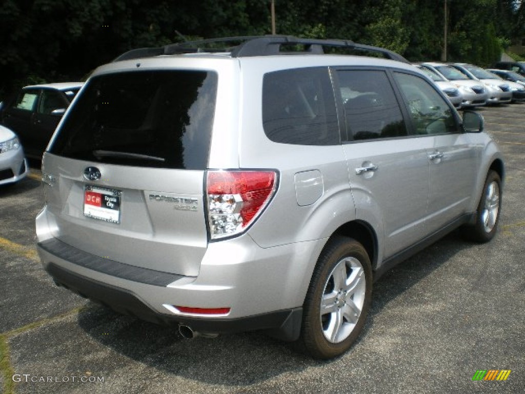 2010 Forester 2.5 X Limited - Steel Silver Metallic / Black photo #18