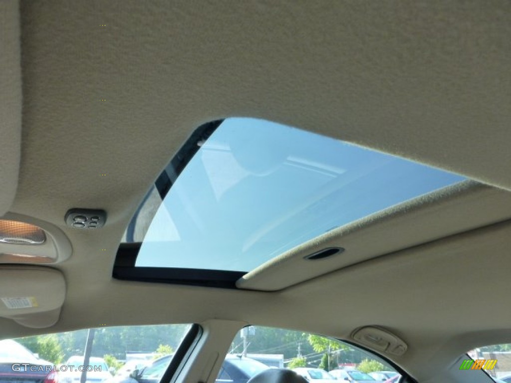 2004 Chrysler Concorde LXi Sunroof Photos