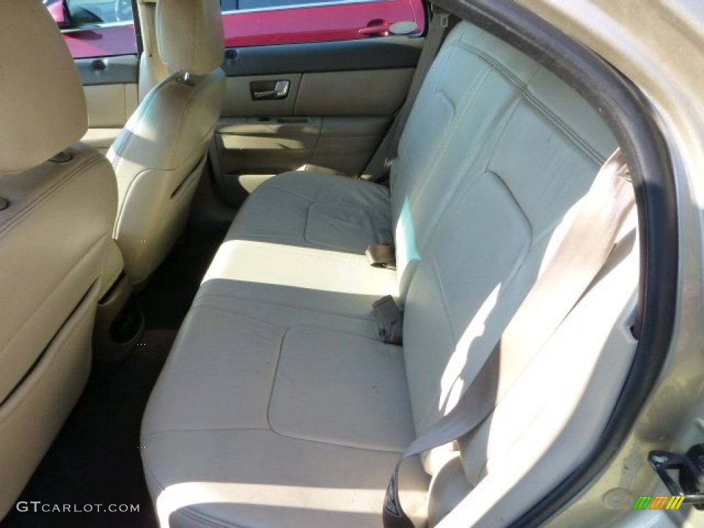 2000 Ford Taurus SE Wagon Rear Seat Photos