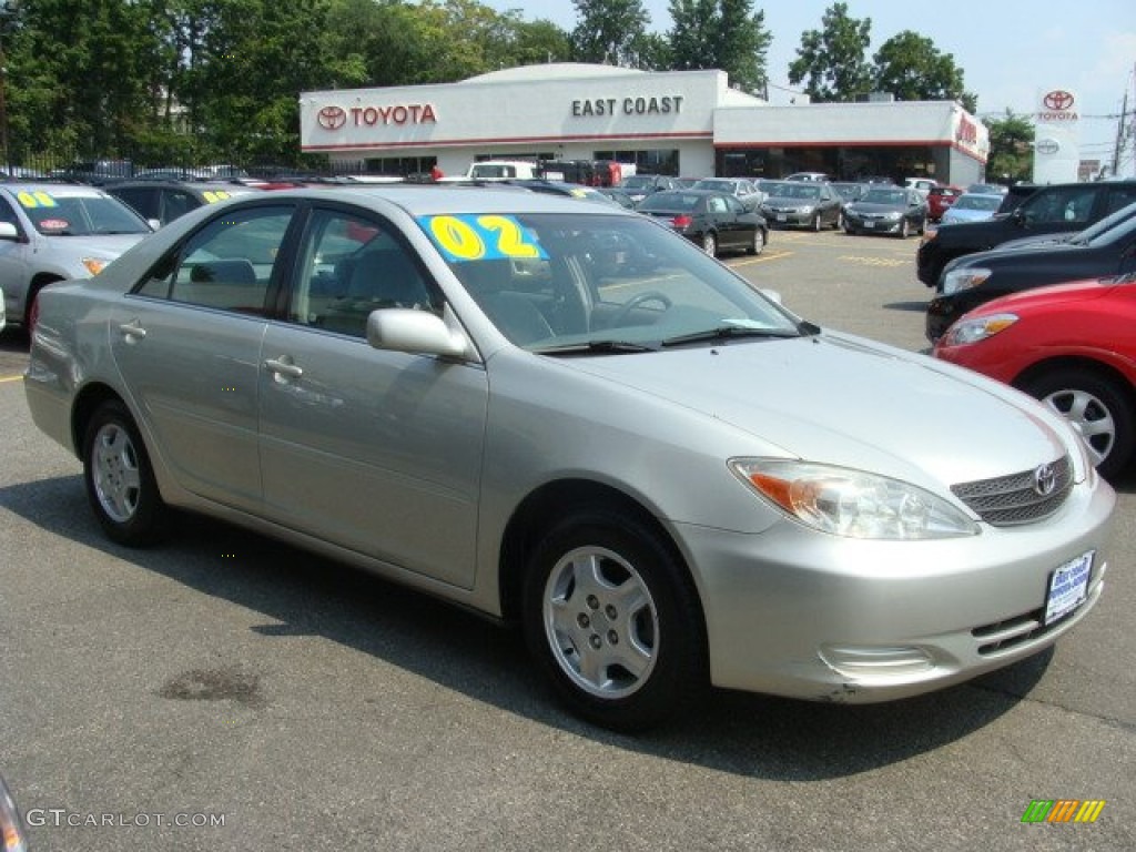 2002 Camry LE V6 - Lunar Mist Metallic / Stone photo #1