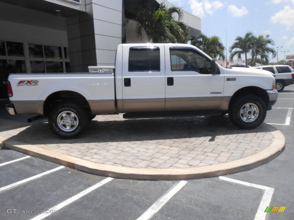 2003 F250 Super Duty Lariat Crew Cab 4x4 - Oxford White / Medium Parchment Beige photo #15