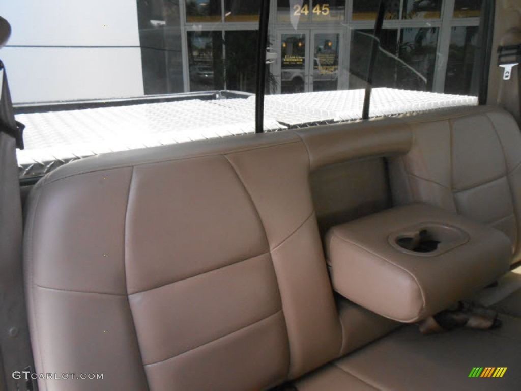 2003 F250 Super Duty Lariat Crew Cab 4x4 - Oxford White / Medium Parchment Beige photo #32