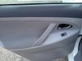 Super White - Camry LE Photo No. 18