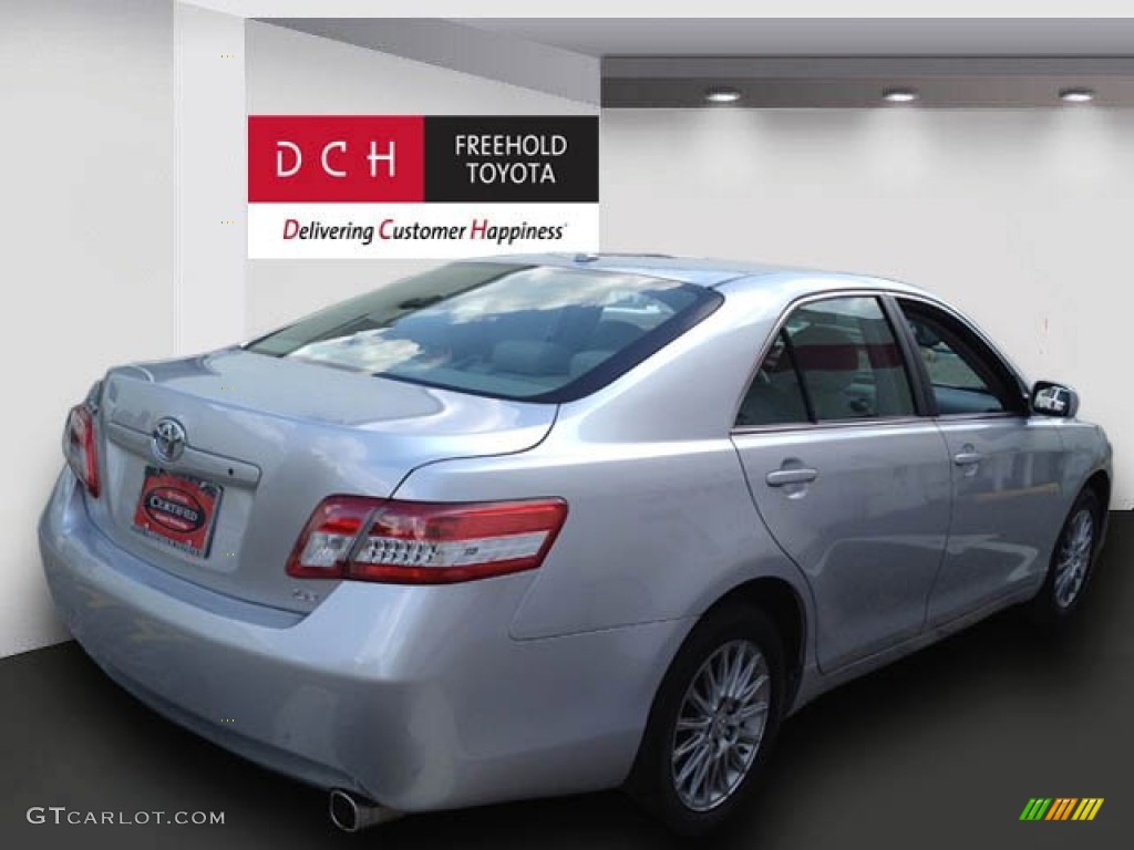 2010 Camry LE - Classic Silver Metallic / Ash Gray photo #2