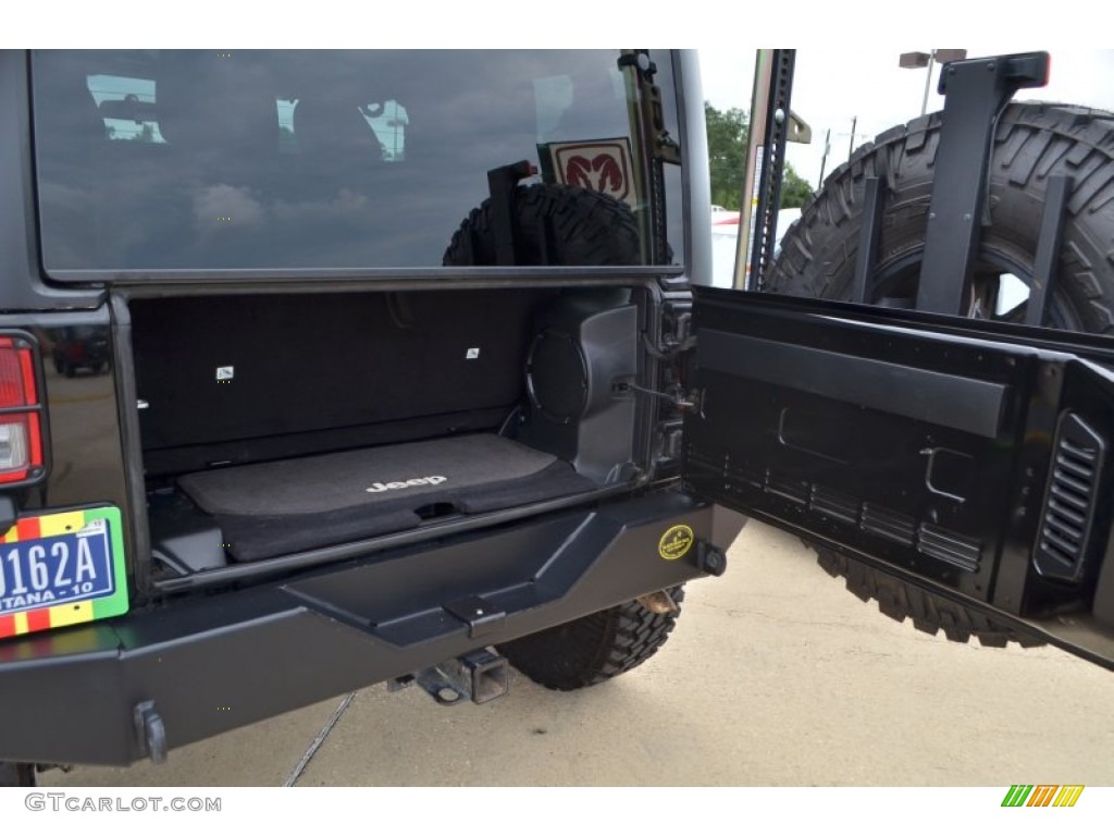 2011 Wrangler Rubicon 4x4 - Black / Black/Dark Saddle photo #23