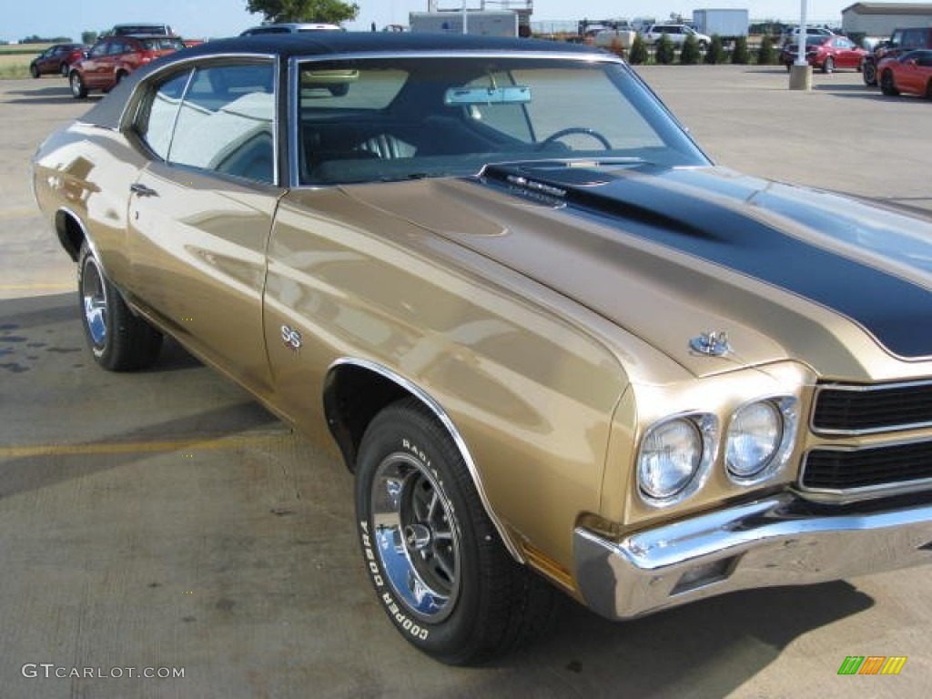 1970 Chevelle SS 454 Coupe - Champagne Gold / Black photo #4