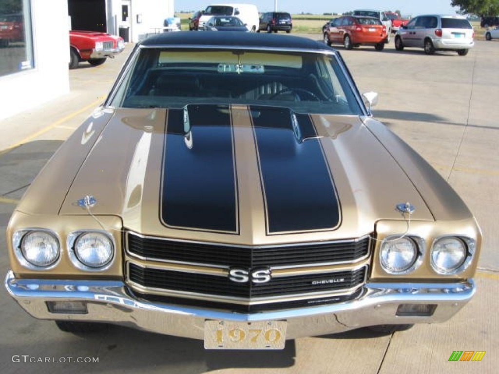 1970 Chevelle SS 454 Coupe - Champagne Gold / Black photo #5
