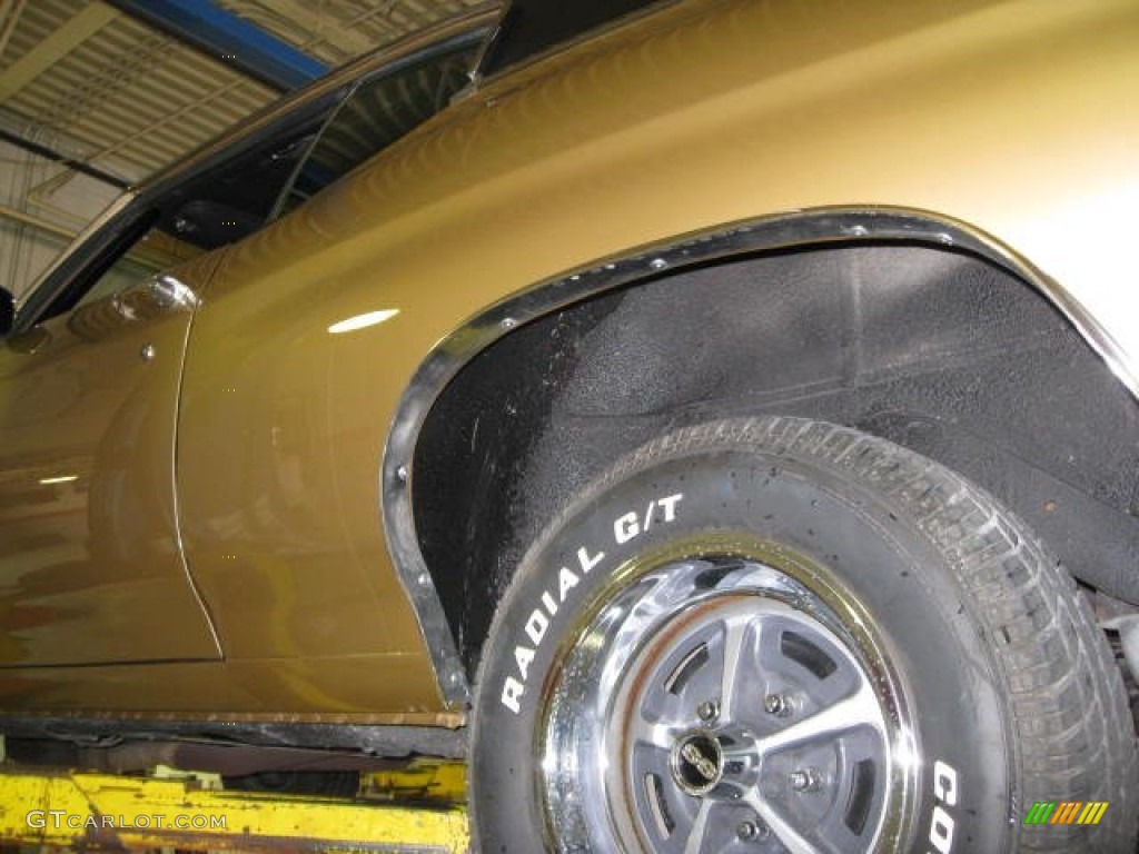 1970 Chevelle SS 454 Coupe - Champagne Gold / Black photo #44