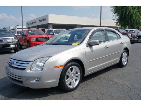 2007 Ford Fusion SEL Data, Info and Specs