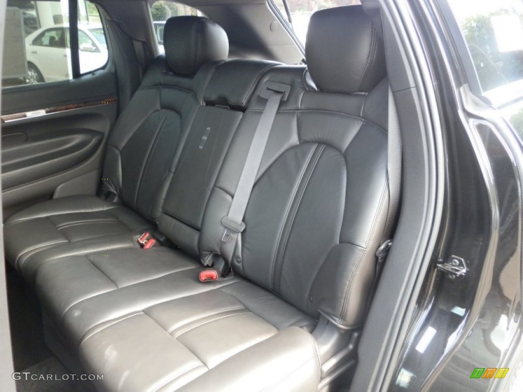 2013 Lincoln MKT Town Car Livery AWD Rear Seat Photo #68938092