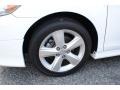 Super White - Camry SE Photo No. 7