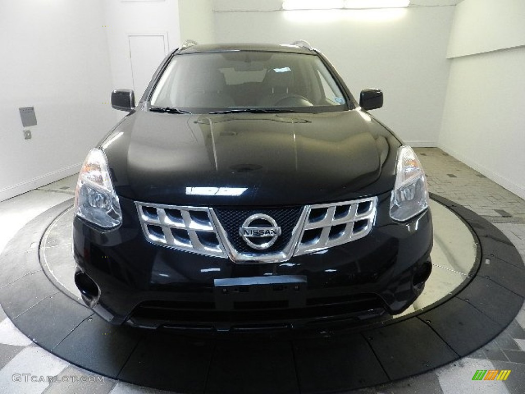 2011 Rogue SV AWD - Wicked Black / Gray photo #2