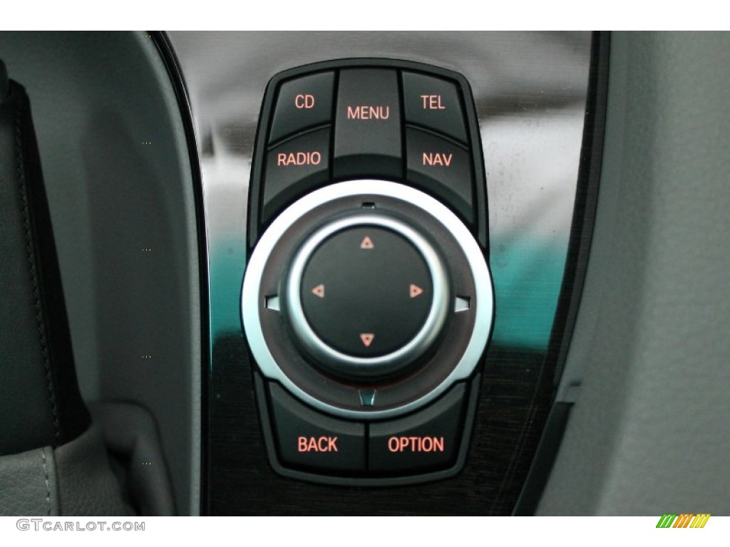 2009 BMW 5 Series 535i Sedan Controls Photo #68943759