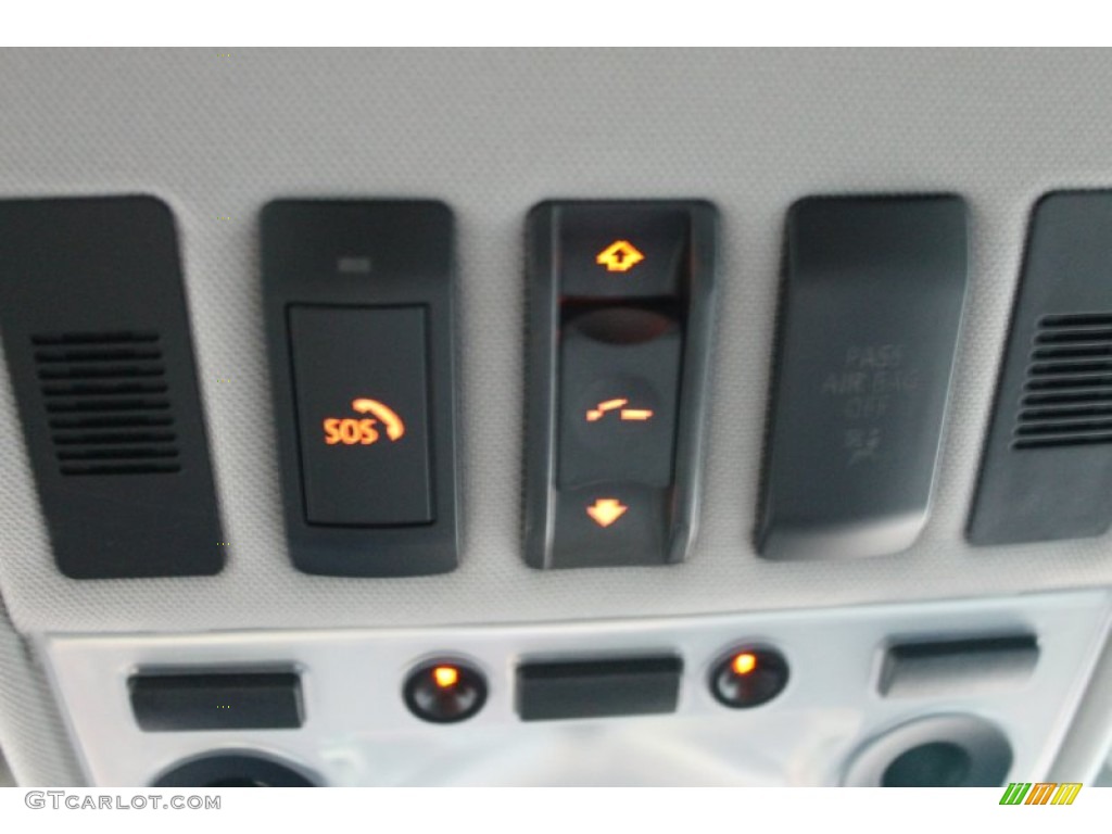 2009 BMW 5 Series 535i Sedan Controls Photo #68943771