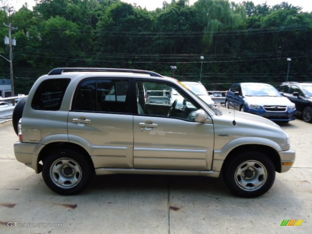 2005 Grand Vitara LX 4WD - Cool Beige Metallic / Beige photo #4