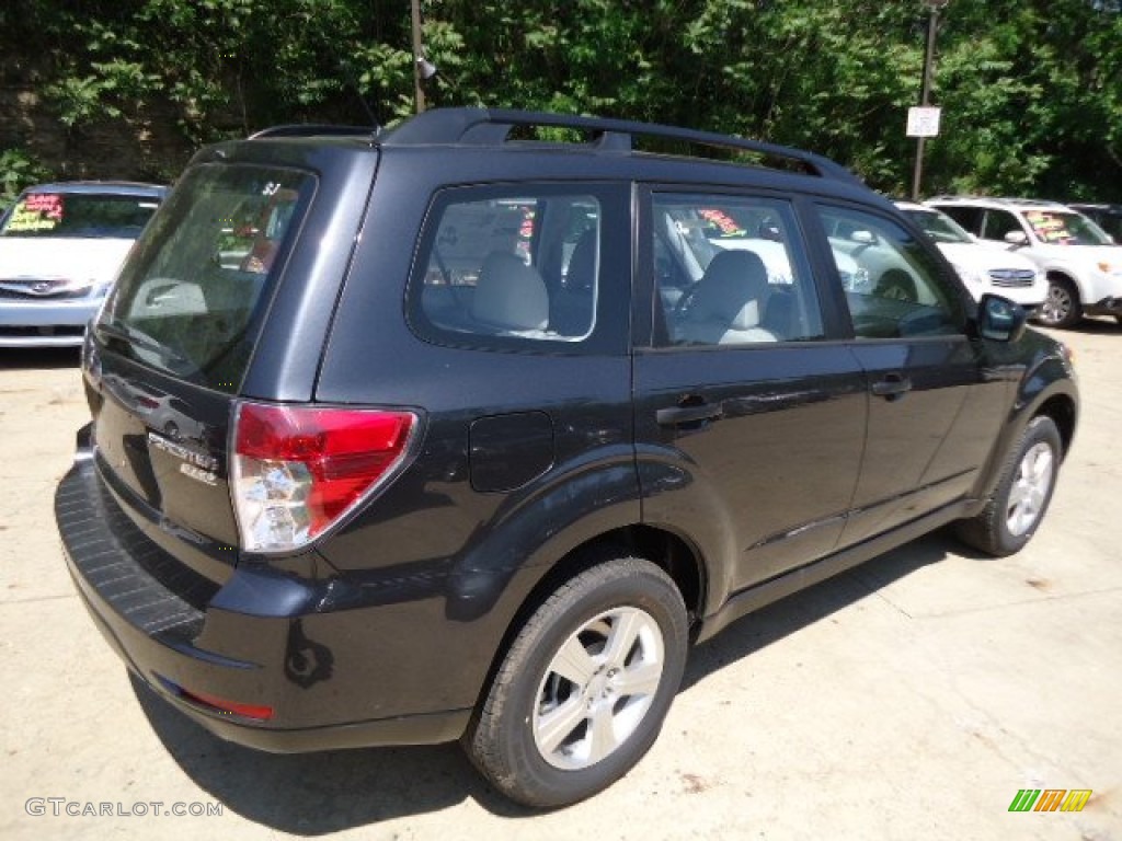 2012 Forester 2.5 X - Dark Gray Metallic / Platinum photo #3