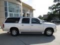 White Diamond - Escalade ESV AWD Photo No. 5