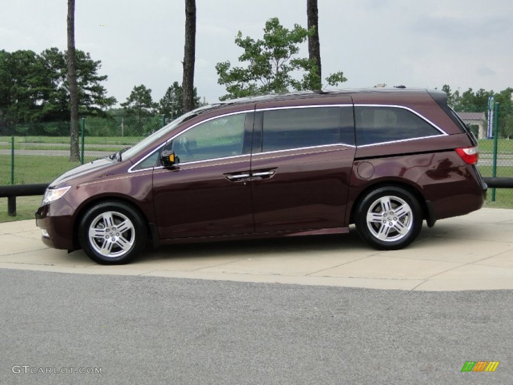 Dark Cherry Pearl 2011 Honda Odyssey Touring Elite Exterior Photo #68947104