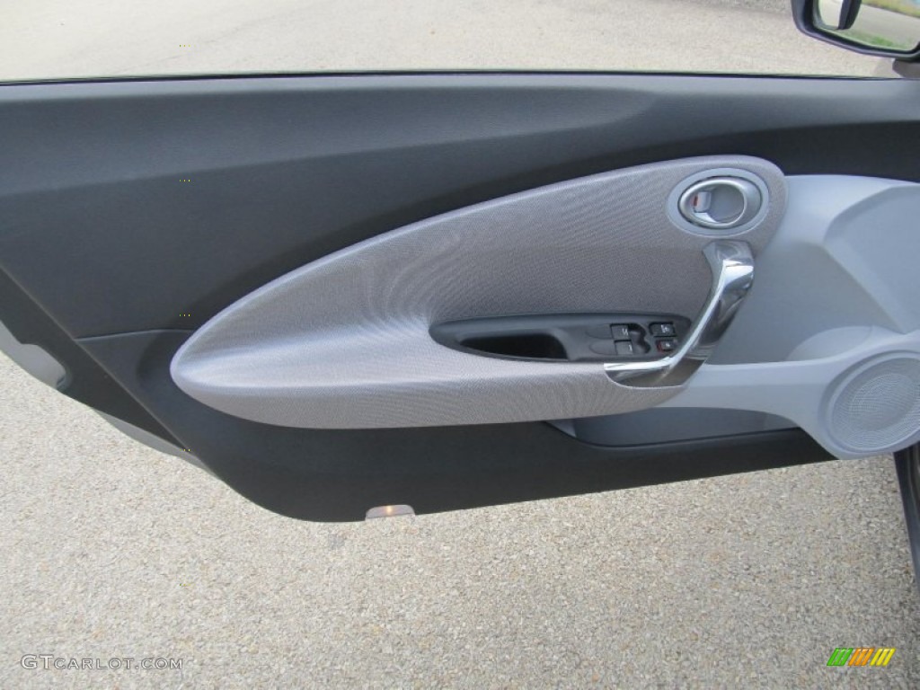 2011 Honda CR-Z EX Sport Hybrid Gray Fabric Door Panel Photo #68947944