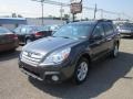 Graphite Gray Metallic - Outback 2.5i Premium Photo No. 3