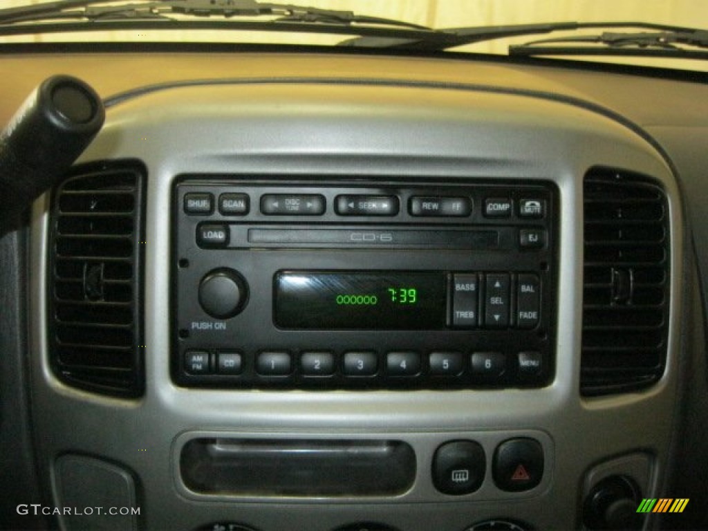 2004 Ford Escape XLT V6 Audio System Photo #68951127