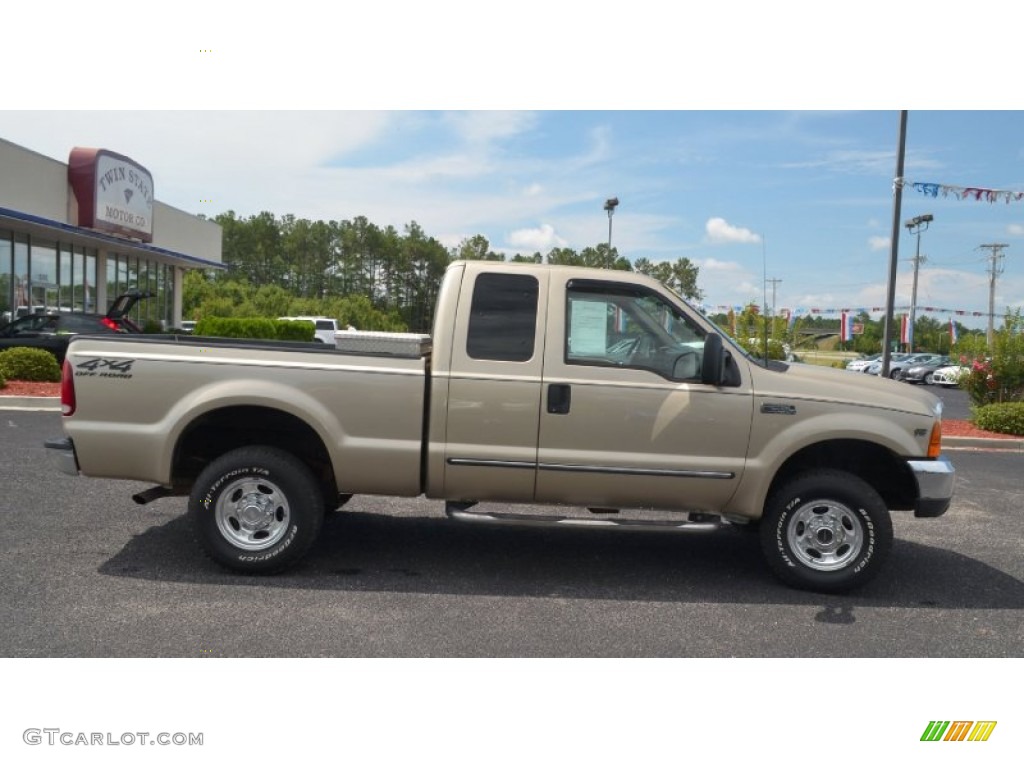 2000 F250 Super Duty Lariat Extended Cab 4x4 - Harvest Gold Metallic / Medium Parchment photo #4