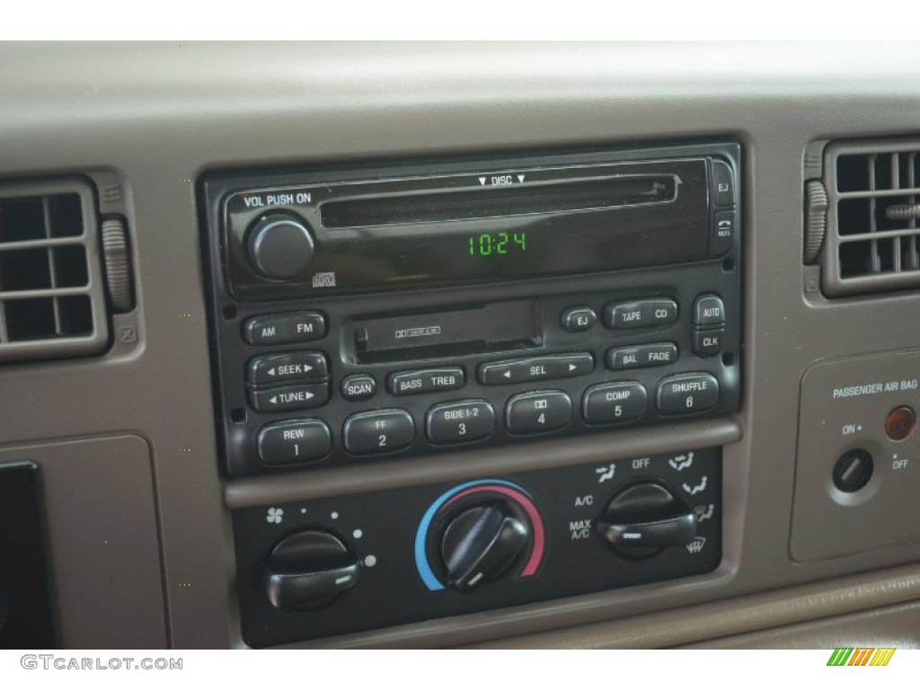 2000 Ford F250 Super Duty Lariat Extended Cab 4x4 Audio System Photos