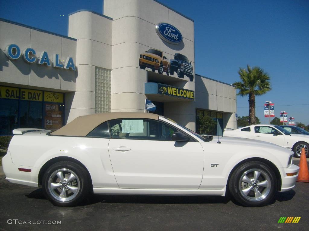 2007 Mustang GT Premium Convertible - Performance White / Medium Parchment photo #2