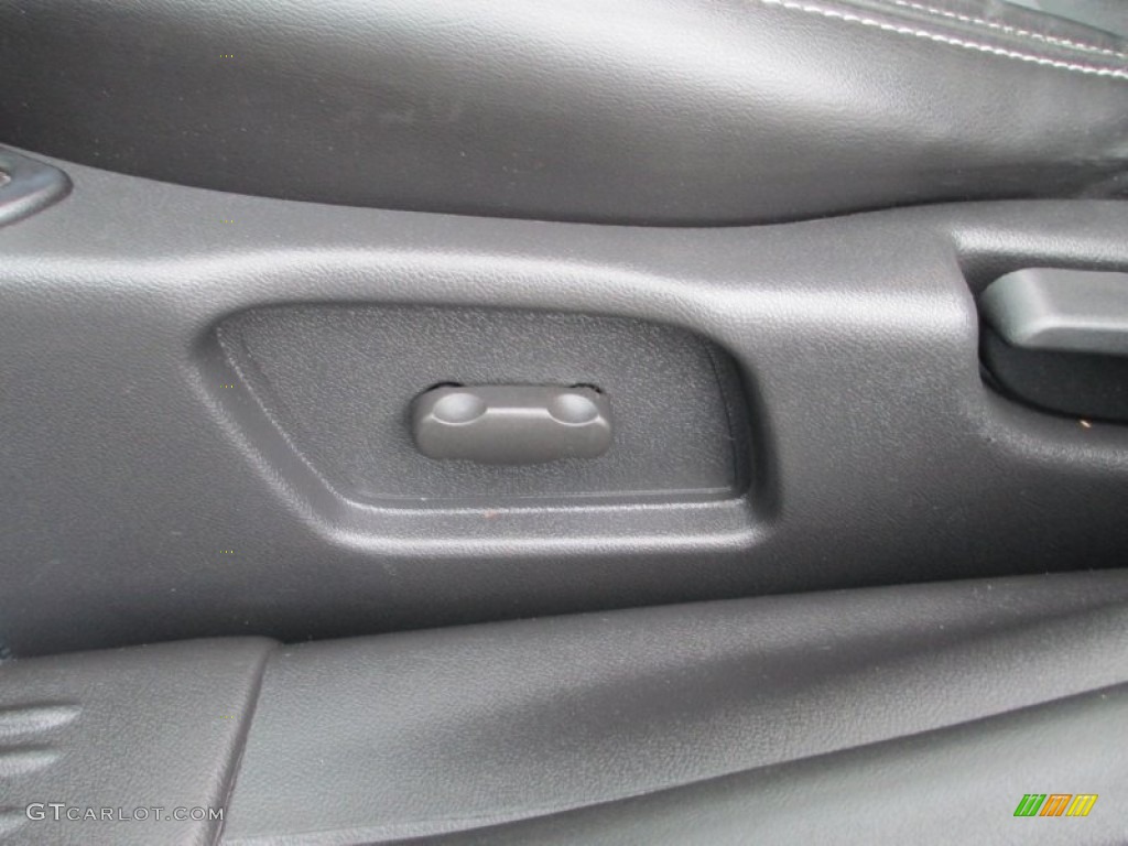2006 Malibu LTZ Sedan - Laser Blue Metallic / Ebony Black photo #11