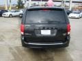Brilliant Black Crystal Pearl - Grand Caravan Crew Photo No. 4