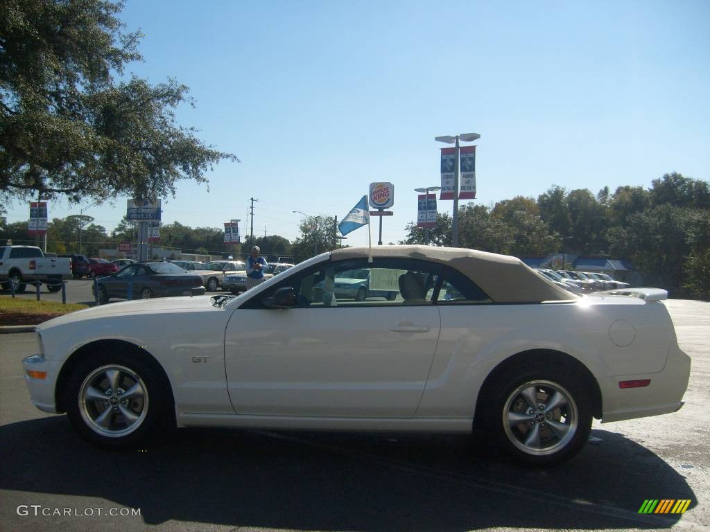 2007 Mustang GT Premium Convertible - Performance White / Medium Parchment photo #6